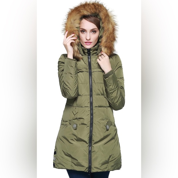 Orolay Women's Winter Down Jacket with Faux Fur Trim Hood - Picture 1 of 6